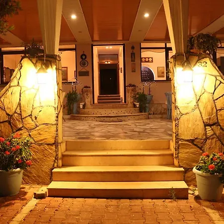 阿里亚酒店 3* Çeşme