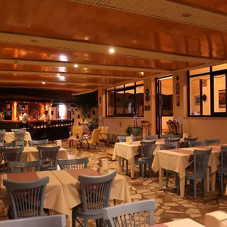 阿里亚酒店 Çeşme