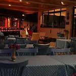 Hotell Arya 3*