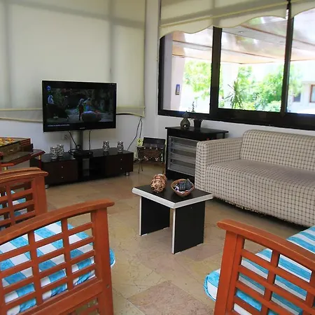 Hotell Arya 3*
