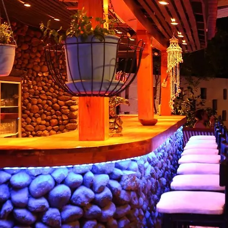 Hotell Arya Çeşme