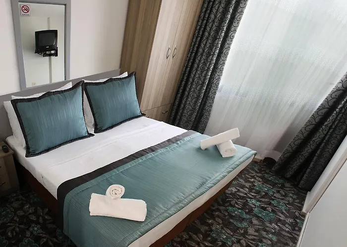 Ξενοδοχείο Arya 3*